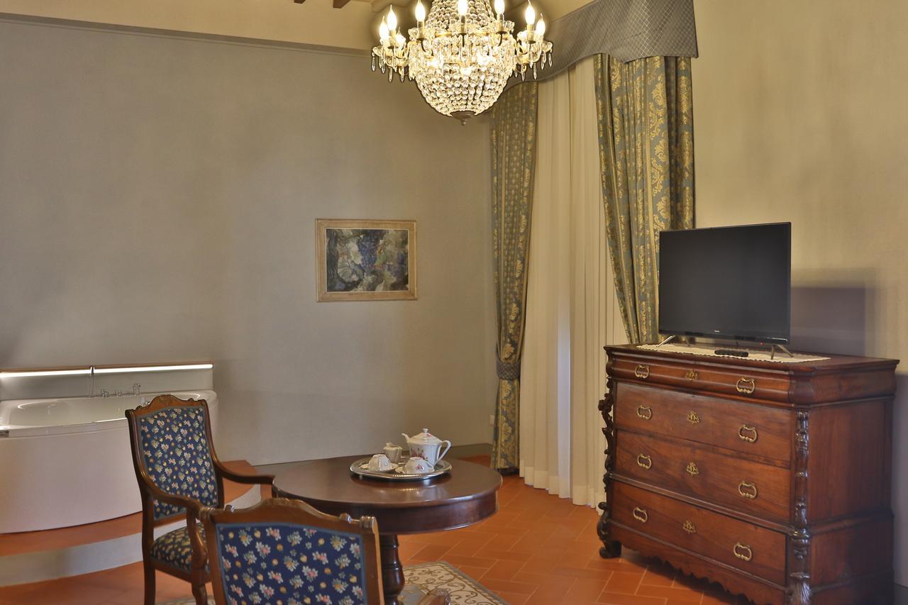 Relais Villa Poschi Pugnano ภายนอก รูปภาพ