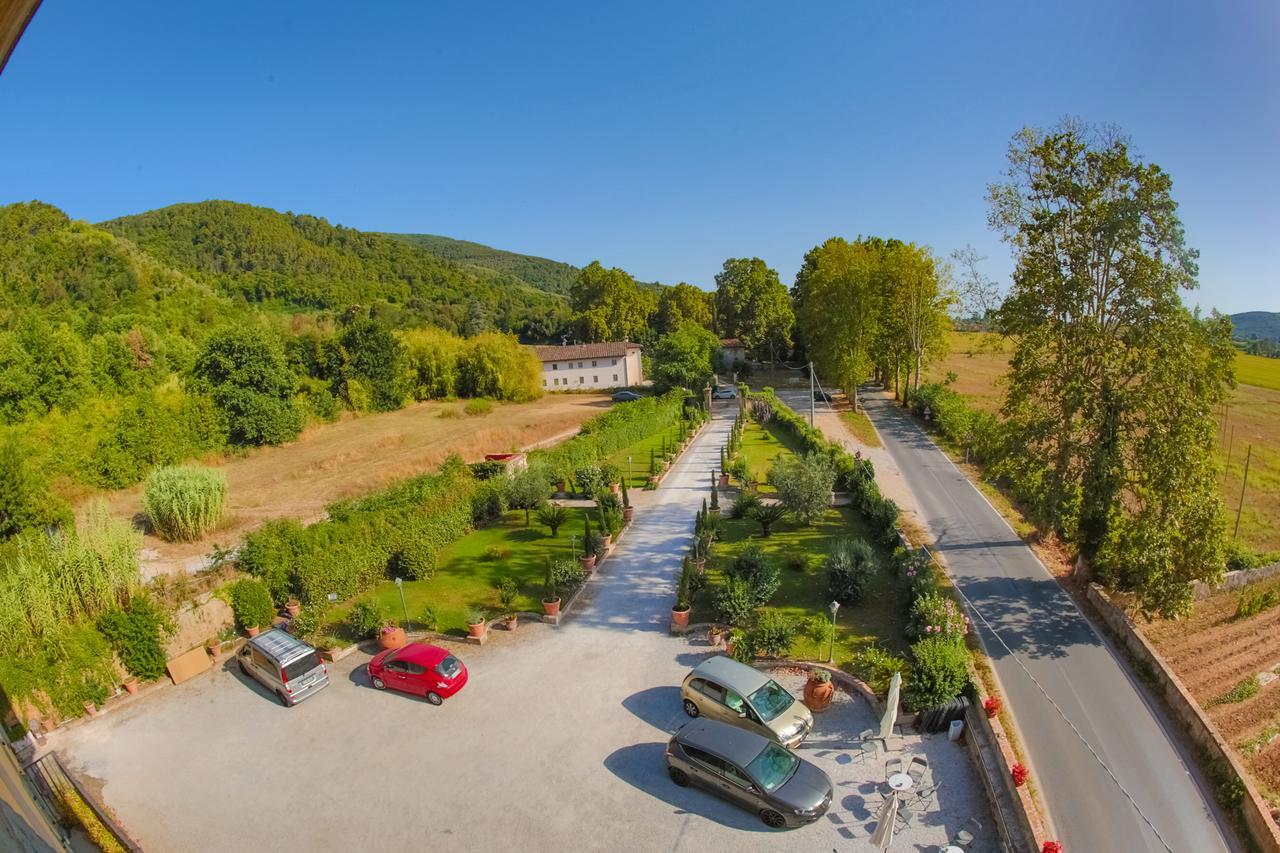 Relais Villa Poschi Pugnano ภายนอก รูปภาพ