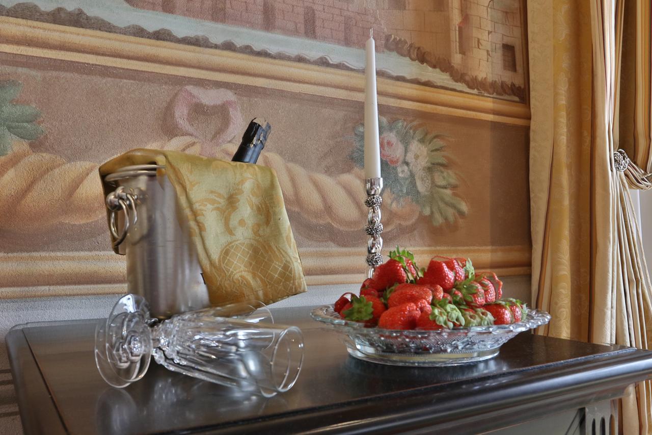 Relais Villa Poschi Pugnano ภายนอก รูปภาพ
