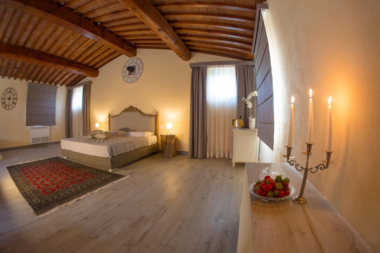 Relais Villa Poschi Pugnano ภายนอก รูปภาพ